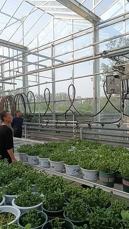 温室育苗喷灌机