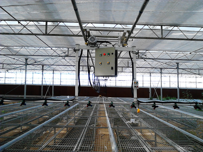 小型温室喷灌机